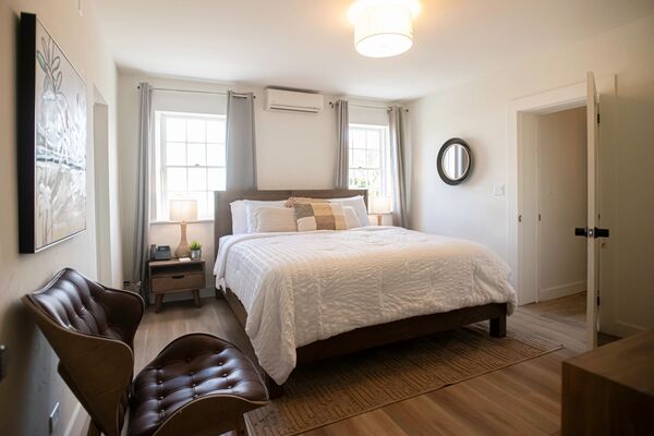 Main Villa Ground Floor King Photo 1